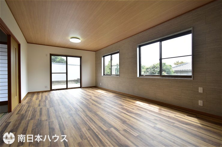 【リビング】