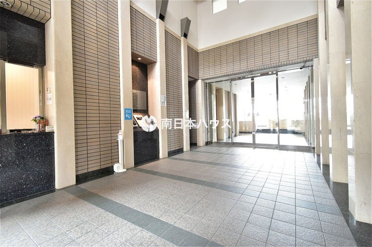天保山町 サーパスシティ天保山二番館 【サーパスシティ天保山二番館のエントランス】