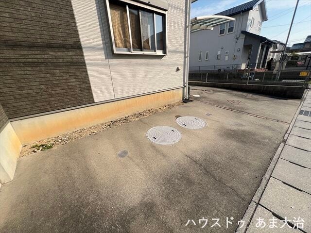 お車はもちろん、自転車やバイクの保有も安心な駐車スペース◎