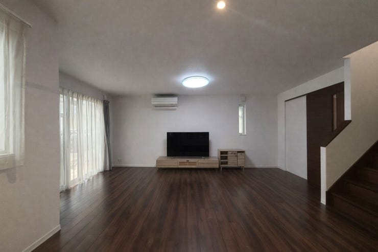 ※空室をイメージしCG加工したものです。
画像は実際の室内写真と間取り図から再現した「室内イメージ」で実際とは多少異なります。