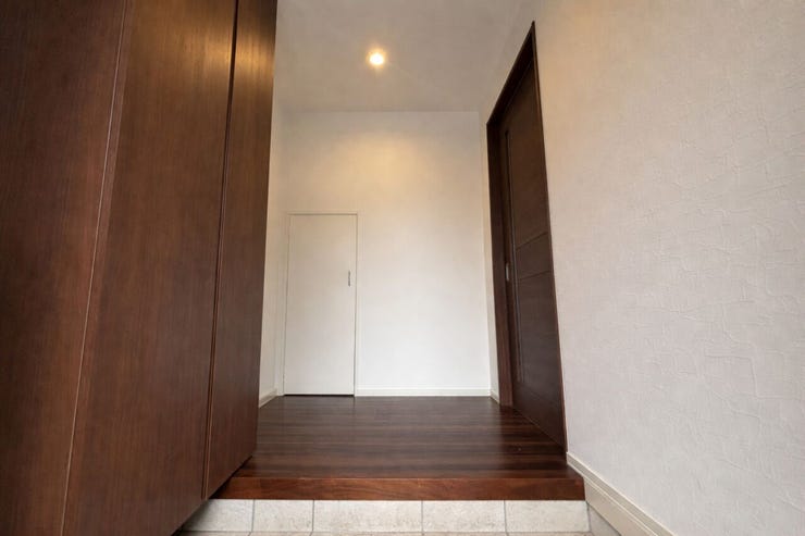 ※空室をイメージしCG加工したものです。
画像は実際の室内写真と間取り図から再現した「室内イメージ」で実際とは多少異なります。