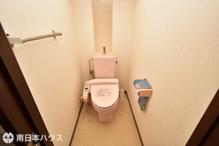 【トイレ】温水洗浄便座機能付きのトイレです!