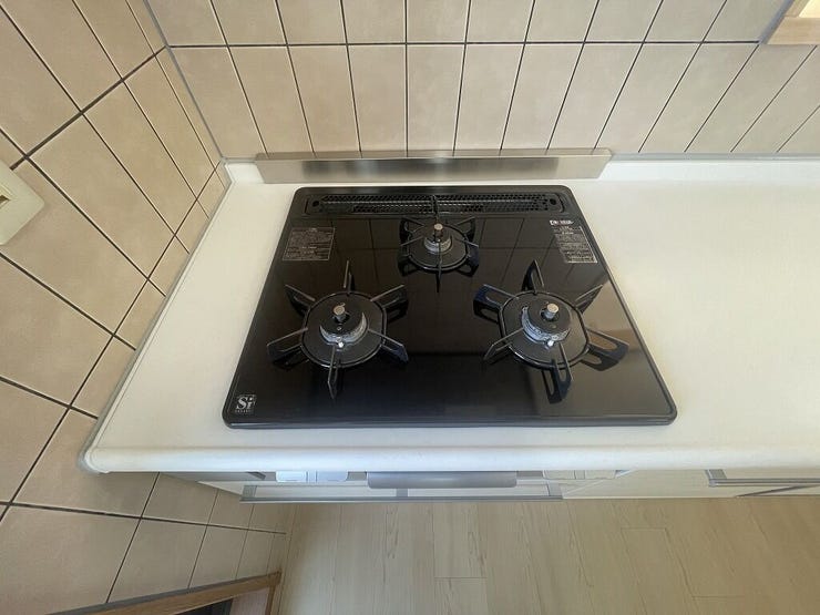 【Gas stove】
3口コンロで毎日のお料理も効率化♪
