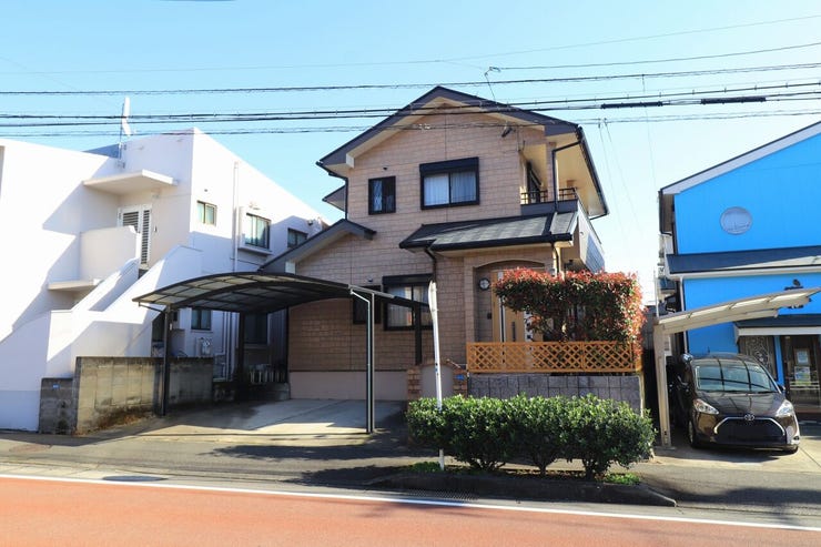 【外観写真】
各居室6帖以上と広々とした空間です!