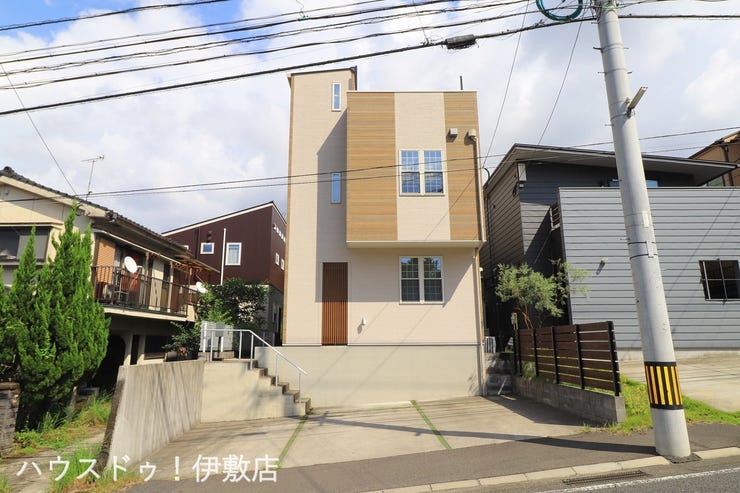 【外観写真】
売主様居住中の為、内覧の際には事前のご予約が必要となります。詳しくはお問い合わせください。
