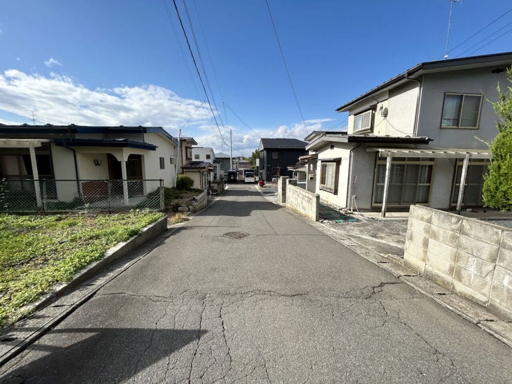 現地(2025年11月)撮影
◎建築条件無し◎
詳細は、ハウスドゥ 八戸下長までお気軽にお問い合わせくださいませ♪