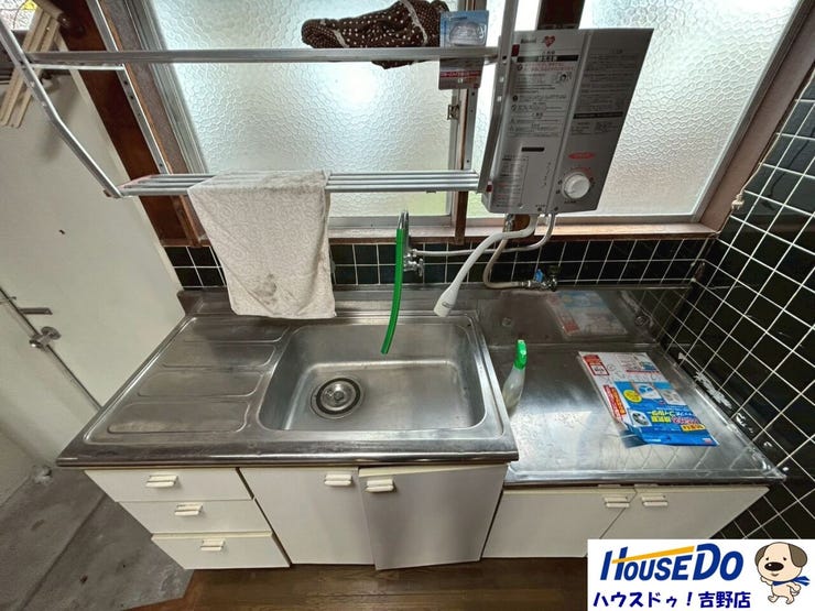 ■リフォームのご相談も承ります。
「壁紙をかえたい!」「お風呂やトイレは新品に交換したい!」など、お客様のご希望、予算をヒアリングさせて頂きながらご提案致します。
お気軽にご相談ください。