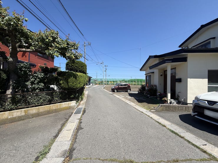 現地(2026年7月)撮影
◎建築条件無し◎
詳細は、ハウスドゥ 八戸下長までお気軽にお問い合わせくださいませ♪