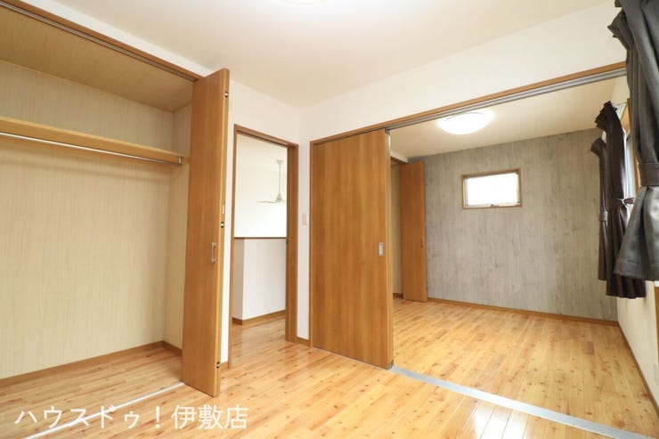 【2F洋室4.5帖×洋室4.5帖】
仕切り扉付きで、スタイルに合わせて使用可能です