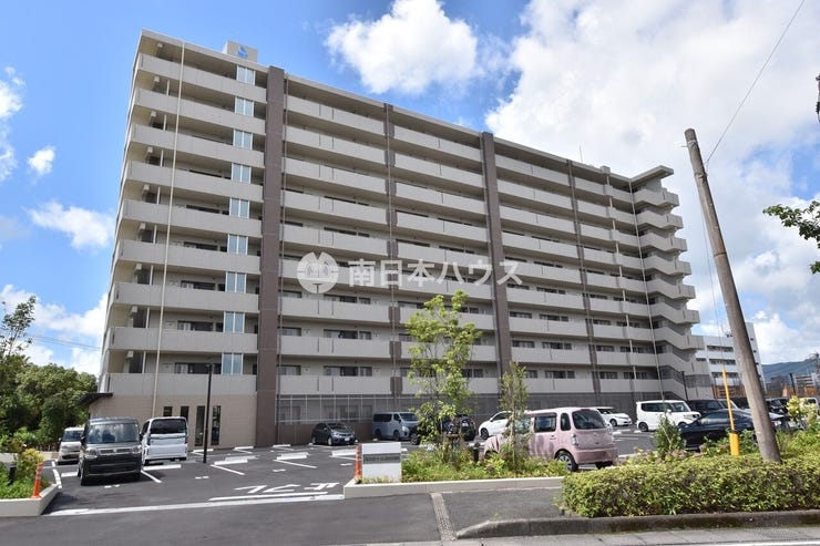 【外観】
アルファスマート谷山緑地壱番館