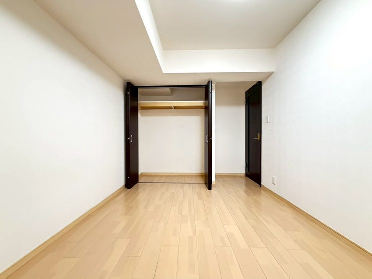 6帖の洋室の収納