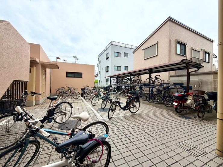 1階部分の駐輪場