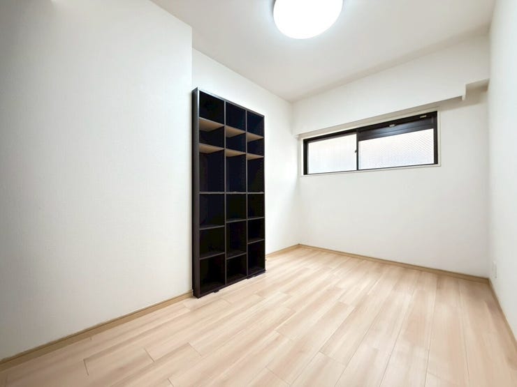 綺麗な洋室です