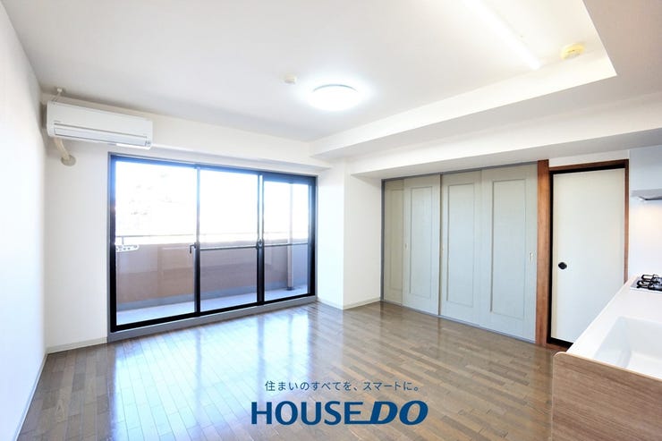 家族みんなの快適空間です。お食事したりおしゃべりしたり、家族の絆を育むセントラルスペースです♪