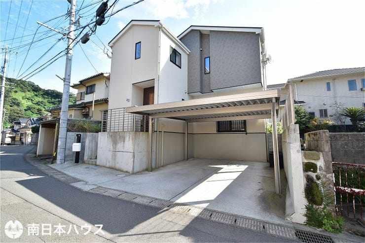 【外観】
北向き【敷地面積176.78㎡(53.47坪)】駐車2台分!即日現地のご案内可能です♪