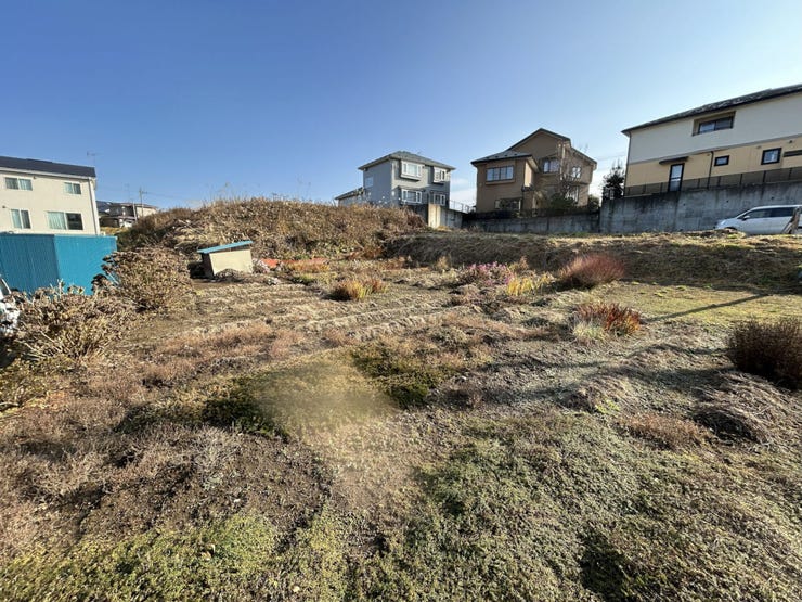 現地(2025年11月)撮影
◎現地案内予約受付中!◎
詳細は、ハウスドゥ 八戸市庁前までお気軽にお問い合わせください♪