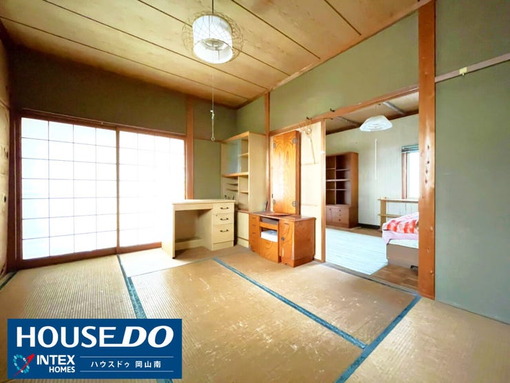 【続き間で広がる、家族の多目的コミュニティ空間】
襖を開け放てば、家族の成長に合わせてフレキシブルに使える大空間に!お昼寝スペースや家事スペース、お子様の遊び場など、想像が膨らみますね♪