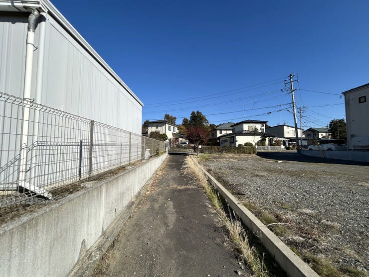 現地(2025年11月)撮影
◎建築条件無し◎
詳細は、ハウスドゥ 八戸市庁前までお気軽にお問い合わせくださいませ♪