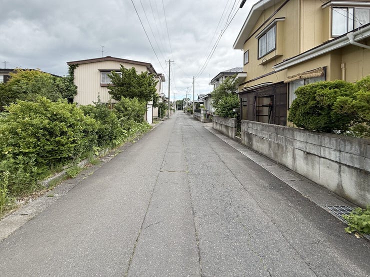 現地(2026年6月)撮影
◎建築条件なし◎
詳細は、ハウスドゥ 八戸下長までお気軽にお問い合わせくださいませ♪