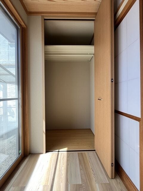 【1階収納】