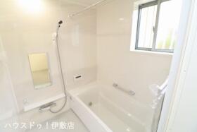 【建築プラン例…みなみの家　浴室】
【建築価格…1650万】
【間取り…3SLDK】
【建物（延床）面積…87.77㎡】