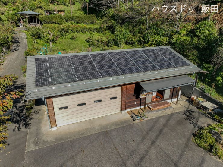 離れ(事務所スペース・車庫)