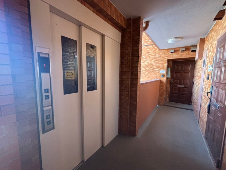 エレベーター停止階です♪