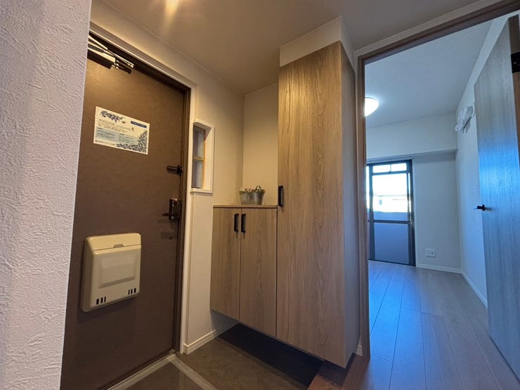 ☆シューズボックスがついていますので、ご家族分の靴もしっかり保管でき、玄関スペースはいつでもスッキリします♪