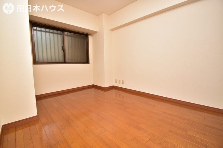 新照院町 ダイアパレス新照院 【洋室】約5.6帖の洋室です！