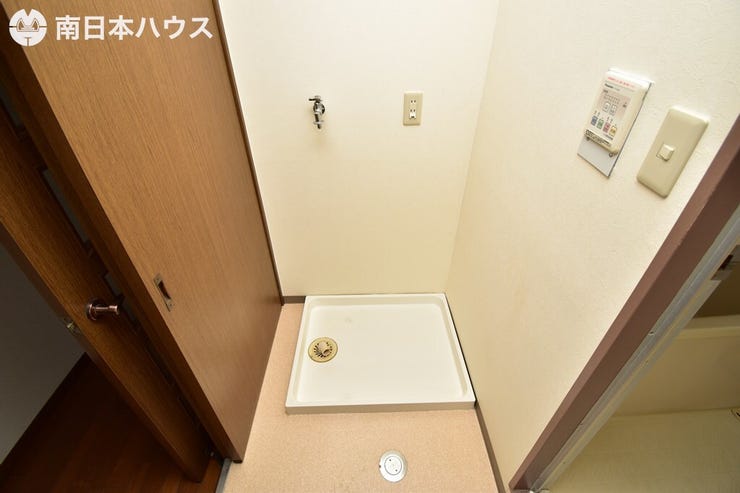 新照院町 ダイアパレス新照院 【洗濯機置場】