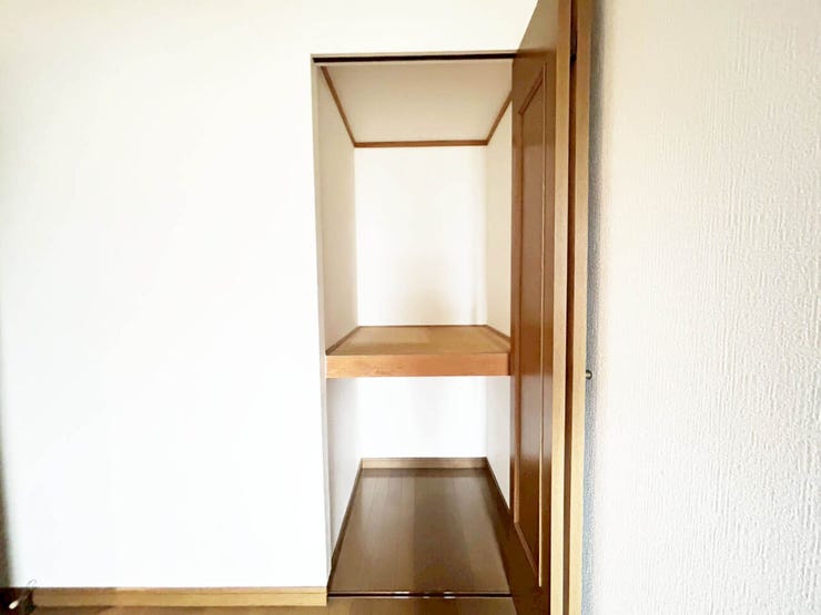 【最寄り駅まで徒歩10分圏内】ホワイトキャッスル八幡駅東♪2面採光♪日当たり良好♪システムキッチン♪