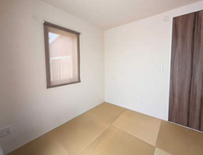 ちょっとした休憩にもぴったり!心落ち着く和室は、あると嬉しい空間です!