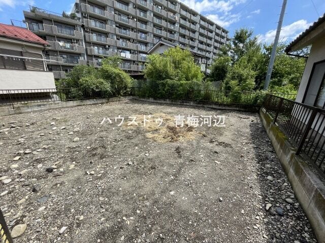 外観:陽当たり良好な土地です。