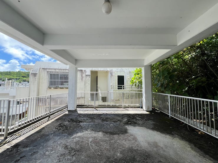 広々バルコニーで洗濯もガーデニングも快適!