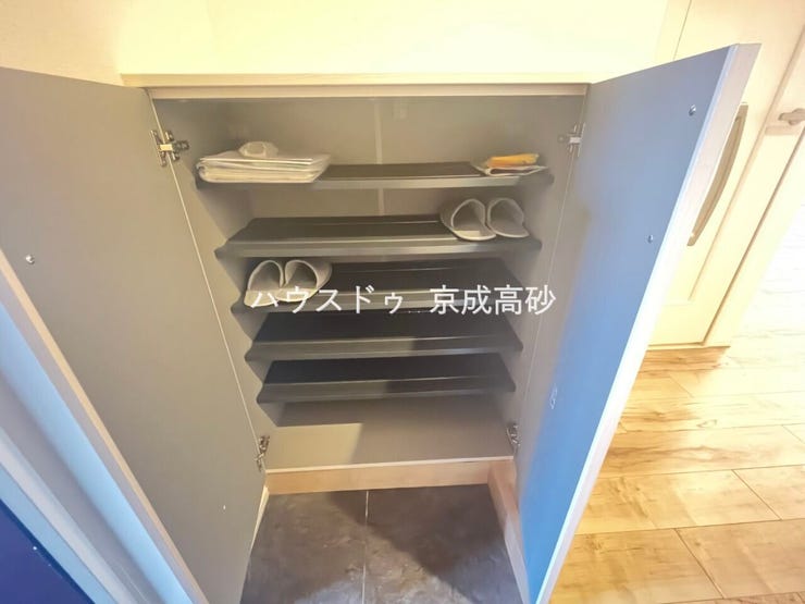 下駄箱収納でお気に入りの靴もたっぷり収納できますね!