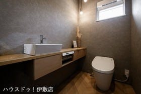 【建築プラン例…みなみの家　トイレ】
【建物価格…2226万円】
【間取り…3SLDK】
【建物（延床）面積…93.58㎡】