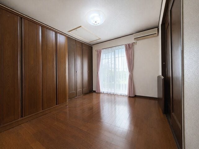 2階LDK:画像は実際の室内写真及び間取り図をもとに、CGにて再現したイメージ画像であり、実際とは異なります。