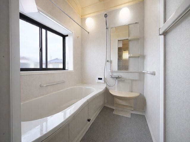 2階浴室:画像は実際の室内写真及び間取り図をもとに、CGにて再現したイメージ画像であり、実際とは異なります。