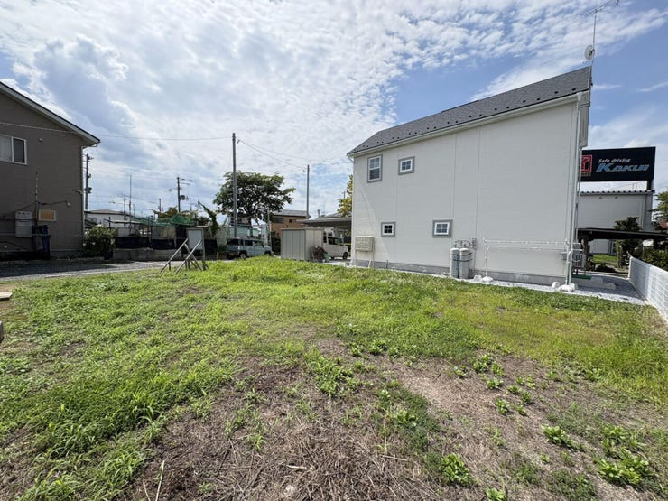 現地(2026年8月)撮影
◎建築条件無し◎
詳細は、ハウスドゥ 八戸市庁前までお気軽にお問い合わせくださいませ♪