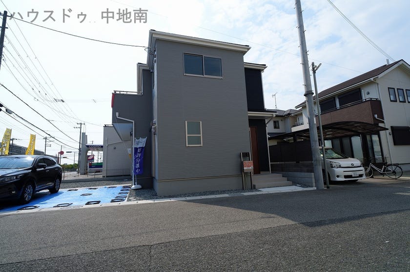 姫路市広畑区高浜5期 新築戸建 2号棟、2,880万円 スマートフォン【ハウスドゥ 中地南】姫路市の地域密着型 不動産情報サイト｜SP