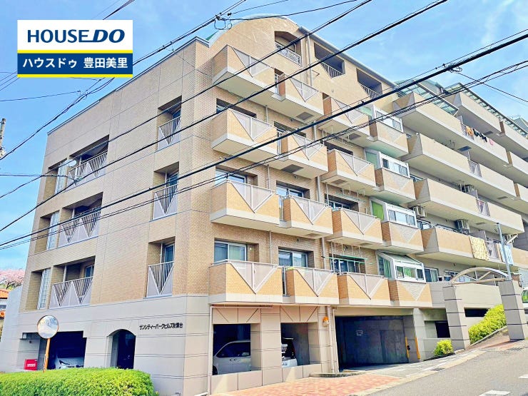 【外観】
見るだけ聞くだけOK!【お気軽に資料請求!不動産のことならなんでも/ハウスドゥ豊田美里】