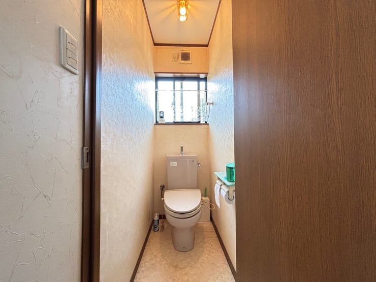 1階2階にそれぞれトイレ付きです!