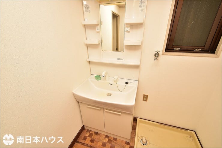 【洗面台】シャワー付き水栓!