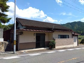 綾部市東山町山家