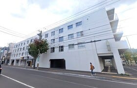 札幌市中央区北四条西２８丁目