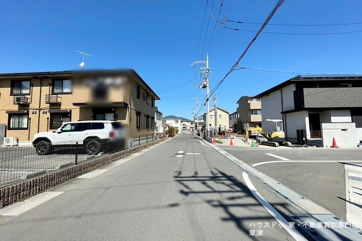 店舗でじっくり相談。 土地の選び方から家づくりの進め方まで、丁寧にサポート。