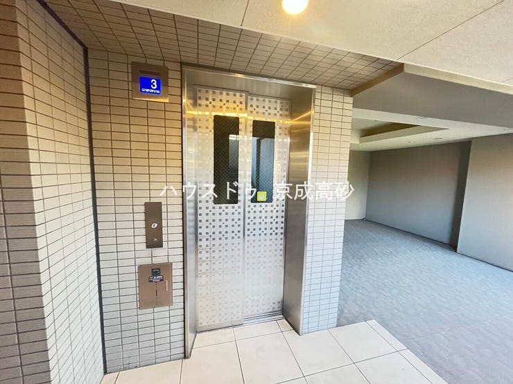 エレベーター1基