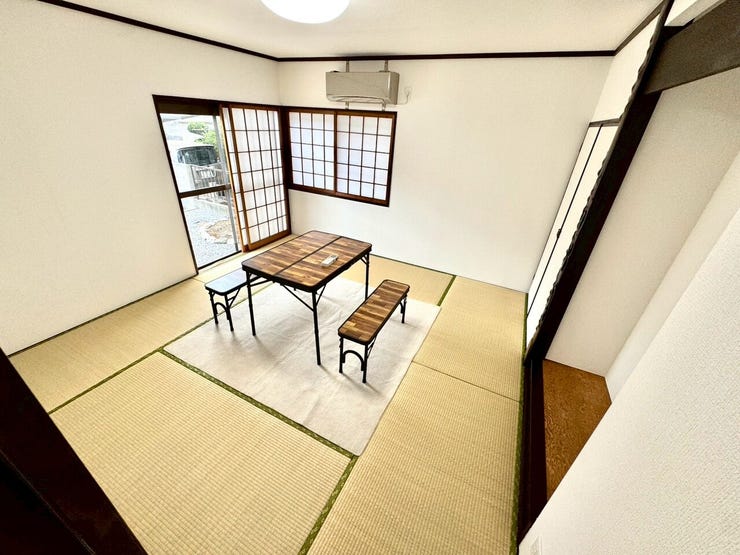 【Japanese Room】心落ち着く和室空間。客間やお子様の遊び場にも活用できます。