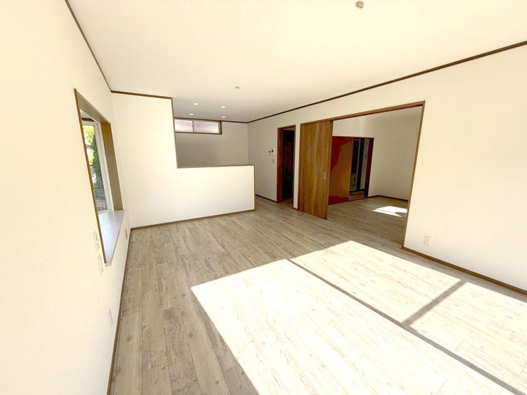 ◆◆小倉南区舞ケ丘 中古戸建て◆◆ ◆2024年11月リフォーム【水回り】【内装】 ◆駐車場2台 ※リフォーム前のお写真です