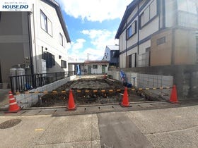 福岡市博多区諸岡１丁目